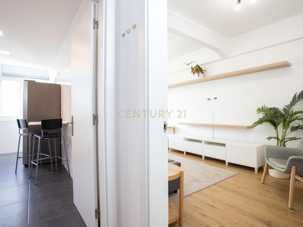 Apartment T2 in Rio de Mouro — image 14