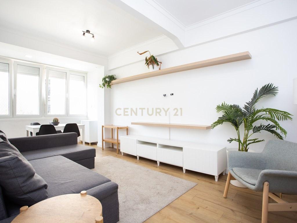 Apartment T2 in Rio de Mouro — image 15