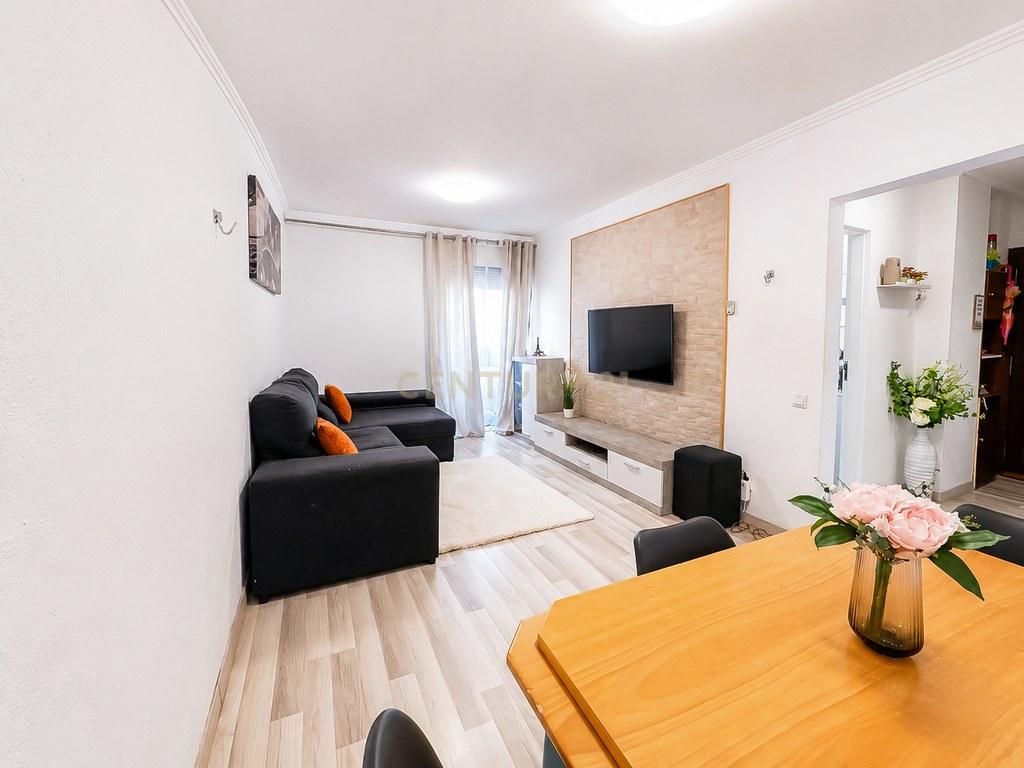 Apartment T3 in Corroios — image 01