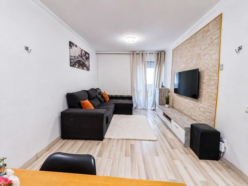 Apartment T3 in Corroios — image 02