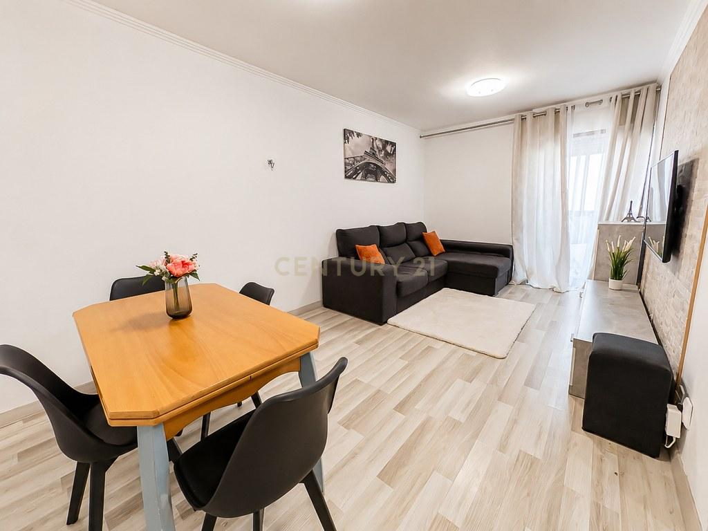 Apartment T3 in Corroios — image 03