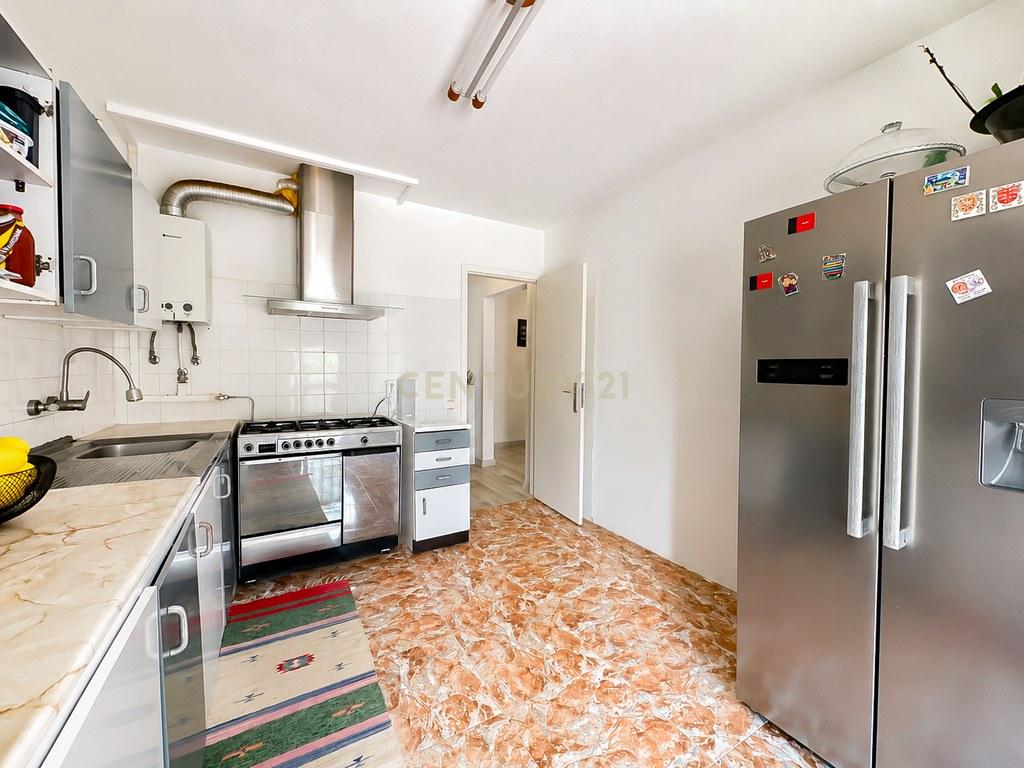 Apartment T3 in Corroios — image 12