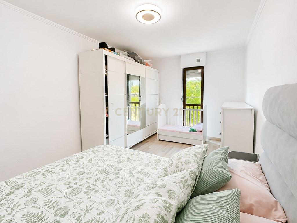 Apartment T3 in Corroios — image 18