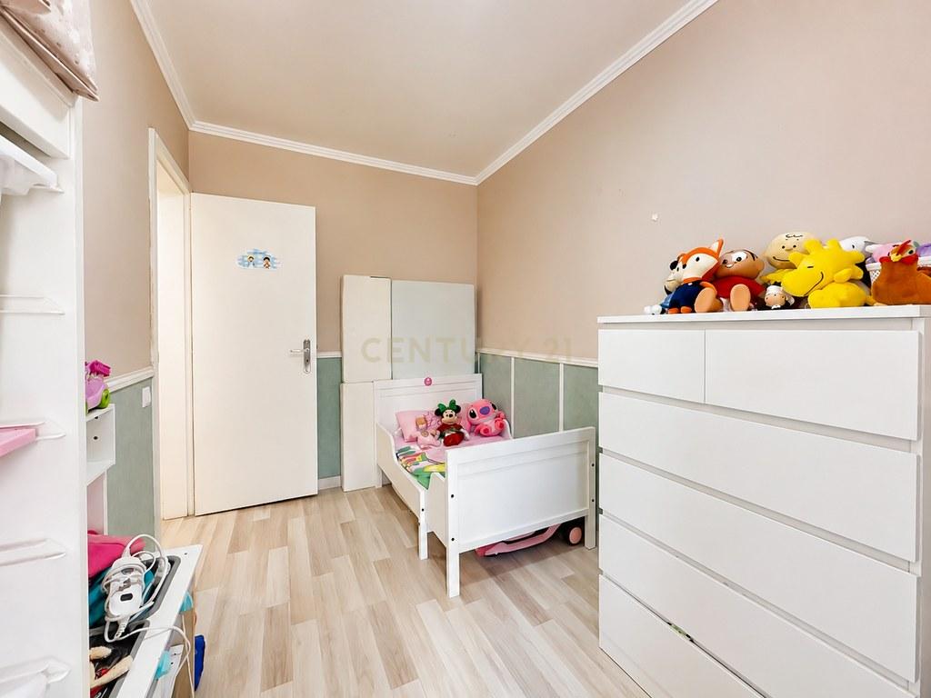 Apartment T3 in Corroios — image 19