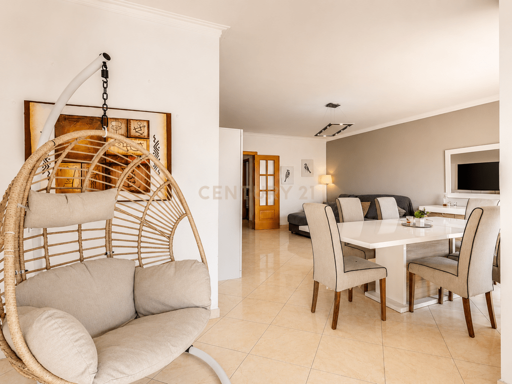 Apartment T3 in Quelfes — image 03