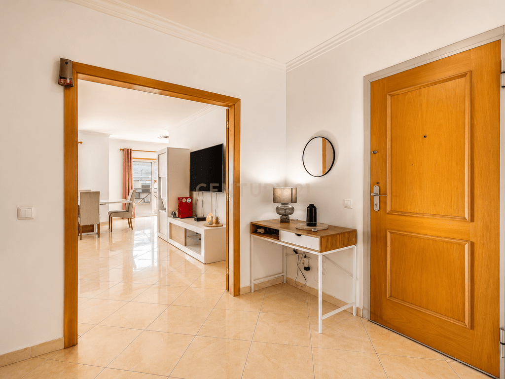 Apartment T3 in Quelfes — image 21
