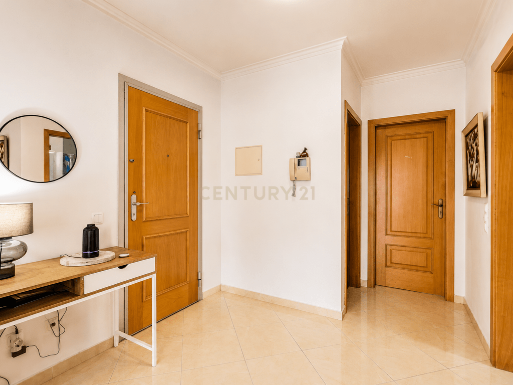 Apartment T3 in Quelfes — image 22