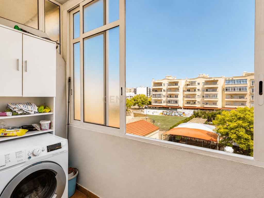 Apartment T3 in Quelfes — image 26