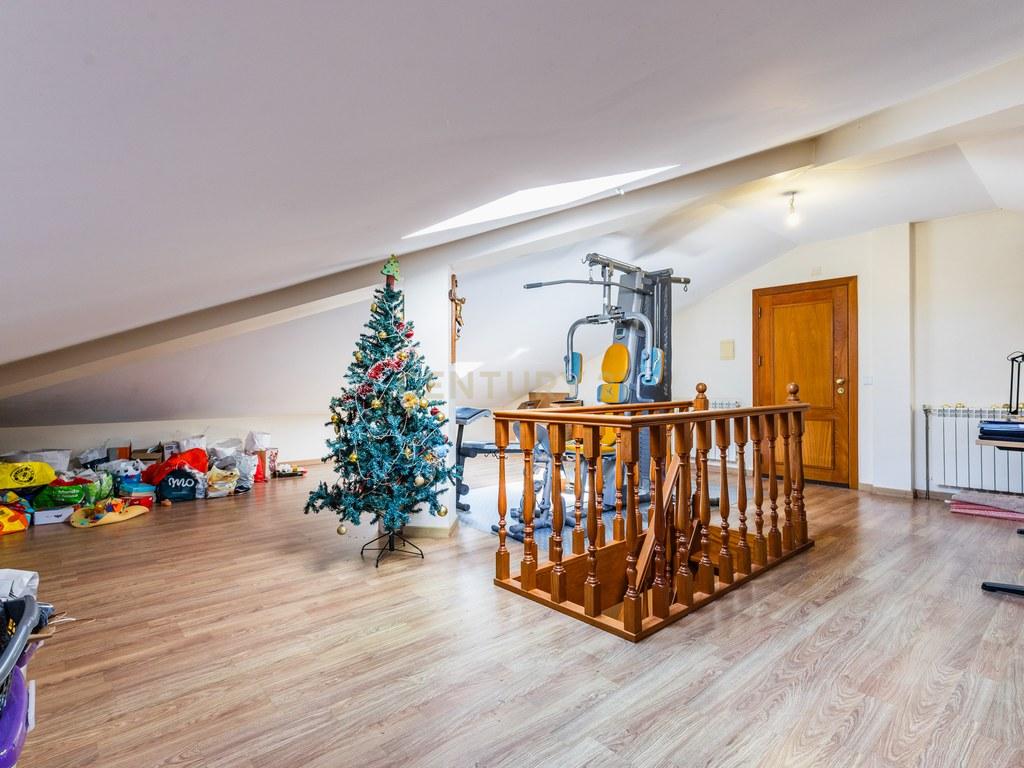 Apartment T3 in União das freguesias de Marrazes e Barosa — image 31