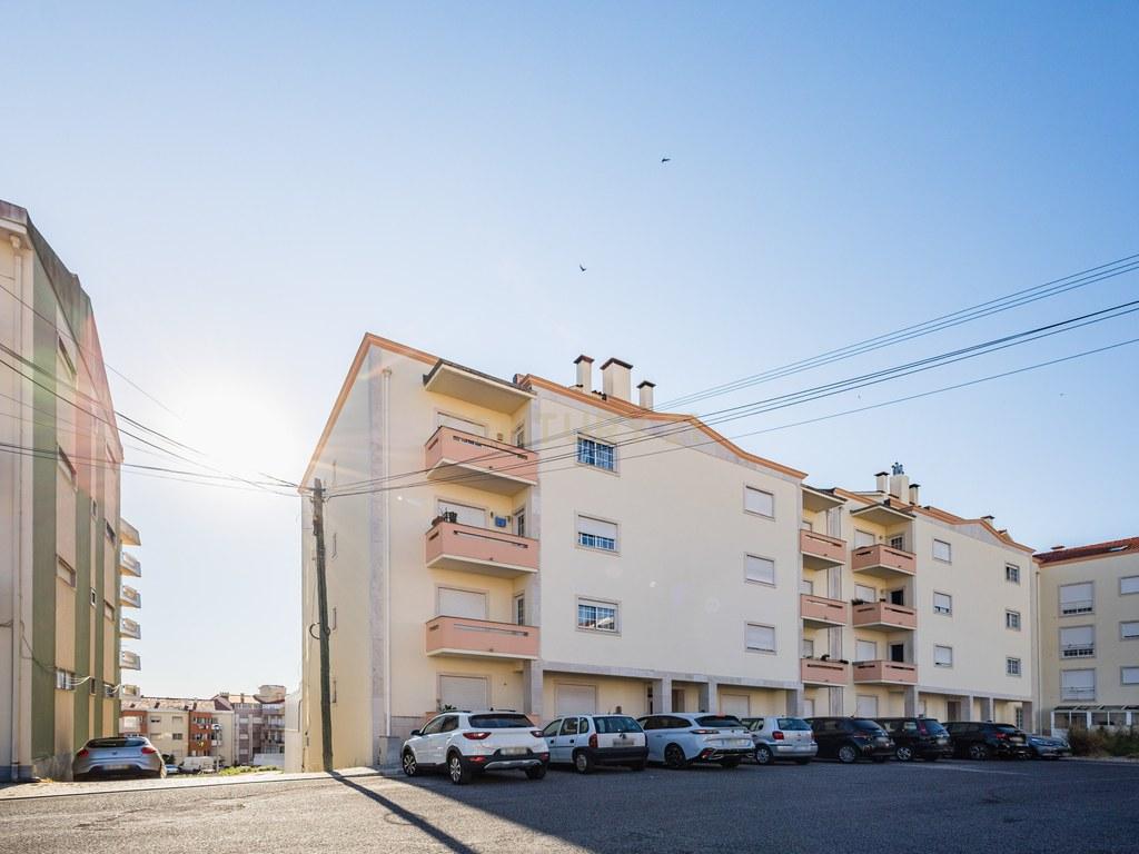 Apartment T3 in União das freguesias de Marrazes e Barosa — image 36