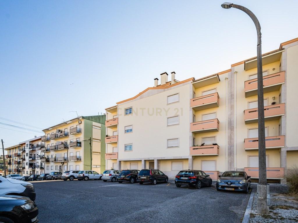 Apartment T3 in União das freguesias de Marrazes e Barosa — image 37