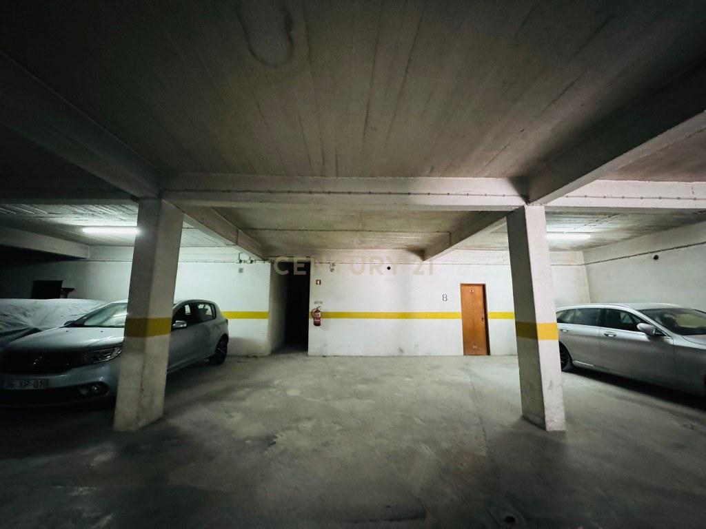 Apartment T3 in União das freguesias de Póvoa de Santa Iria e Forte da Casa — image 55