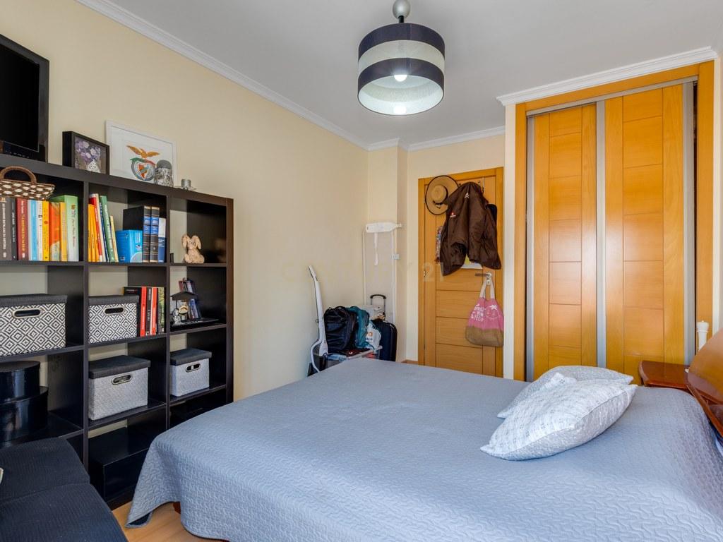 Apartment T3 in Vila Real de Santo António — image 26