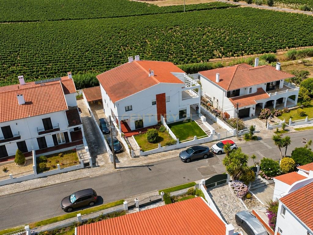 House T3 in Gaeiras — image 02
