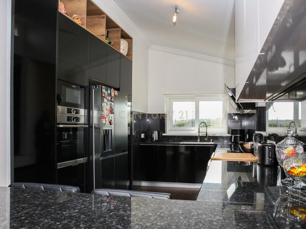 House T3 in Olho Marinho — image 16