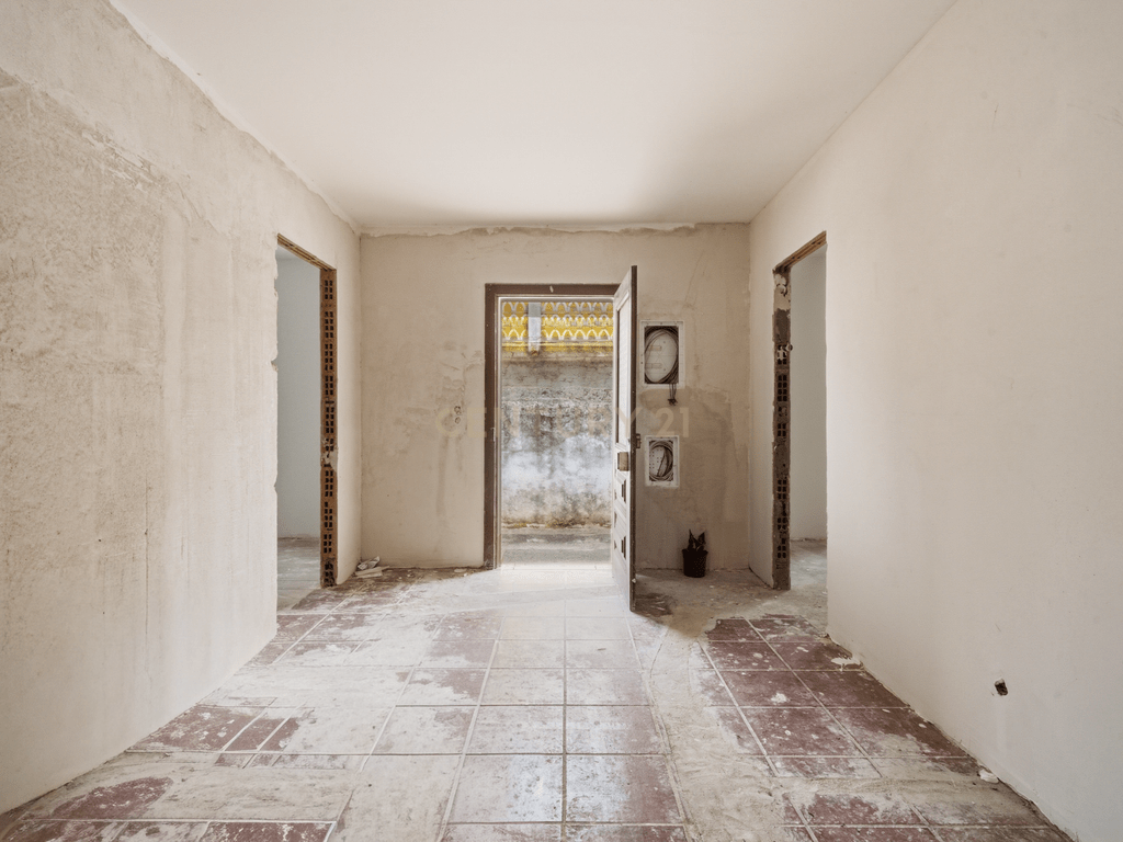 House T3 in União das freguesias de Lourinhã e Atalaia — image 06