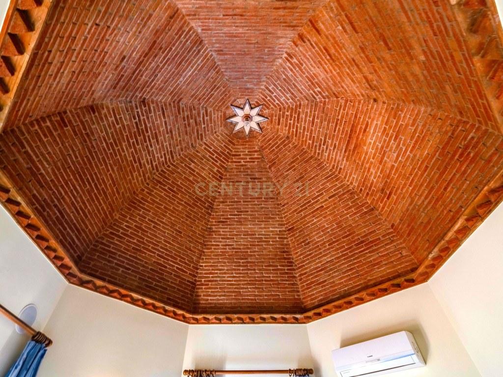 House T4+ in Guia — image 28