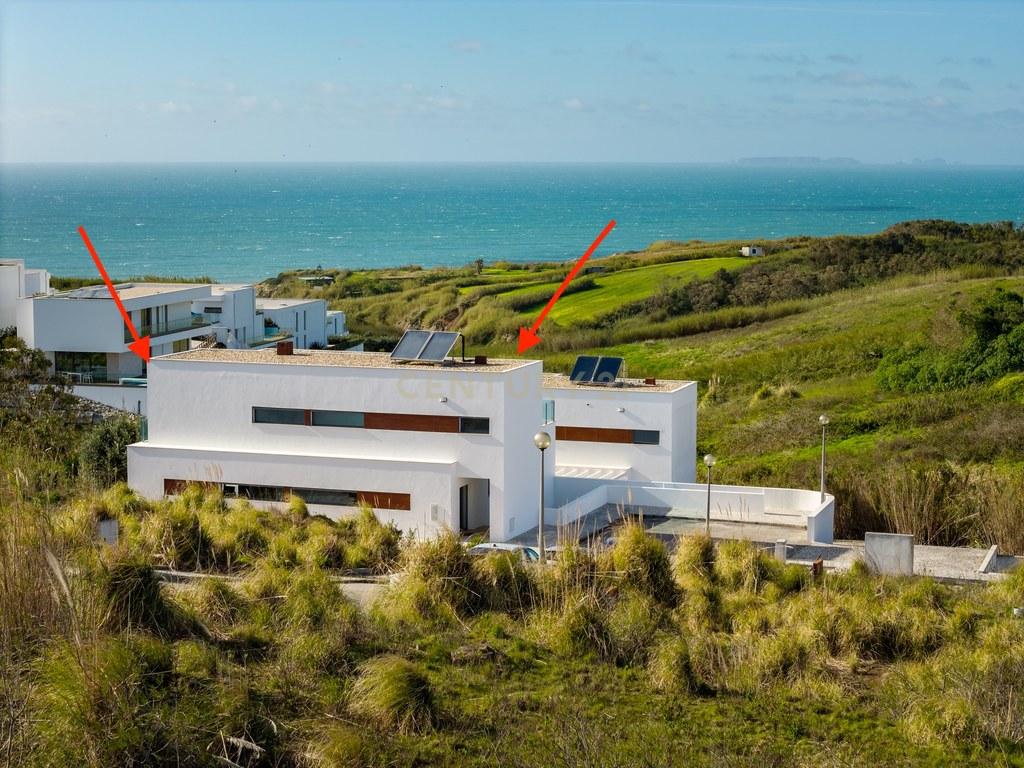 House T4+ in União das freguesias de Lourinhã e Atalaia — image 06