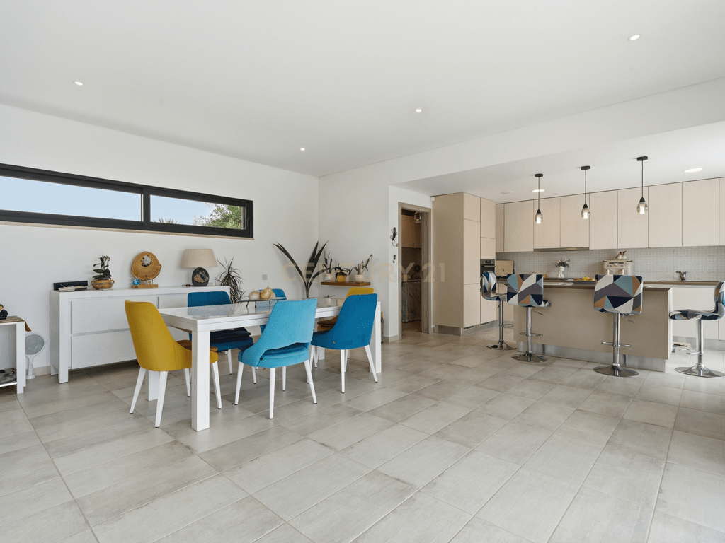 3-bedroom villa in Caldas da Rainha – image 05
