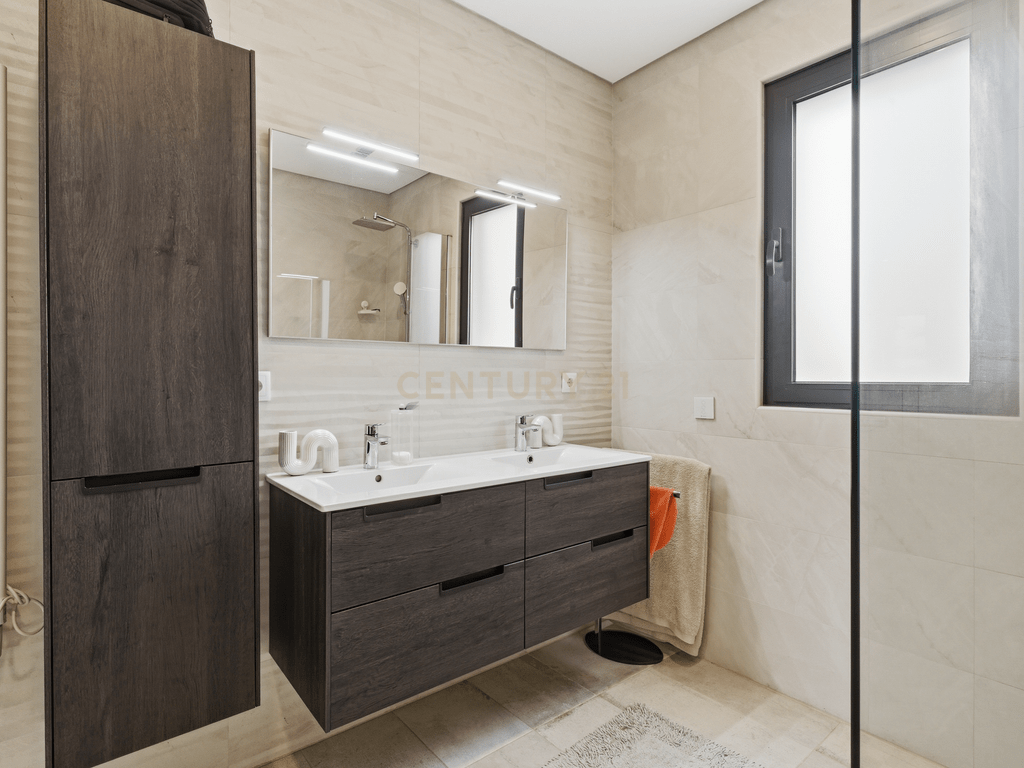3-bedroom villa in Caldas da Rainha – image 19