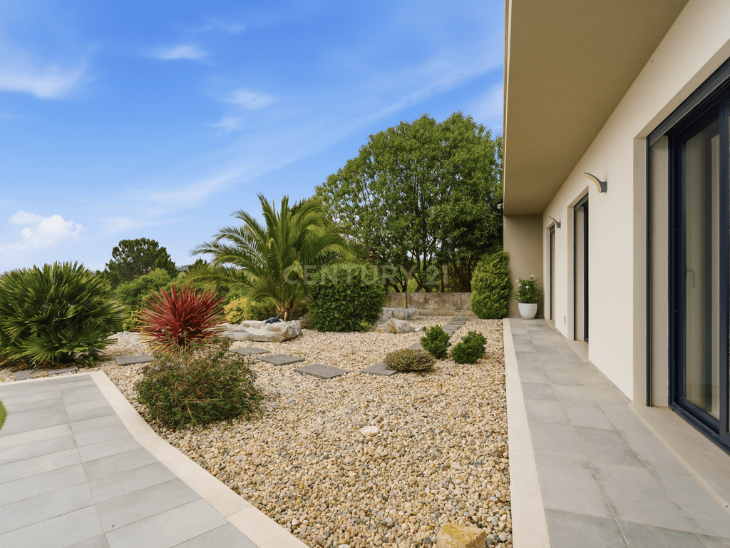 3-bedroom villa in Caldas da Rainha – image 21