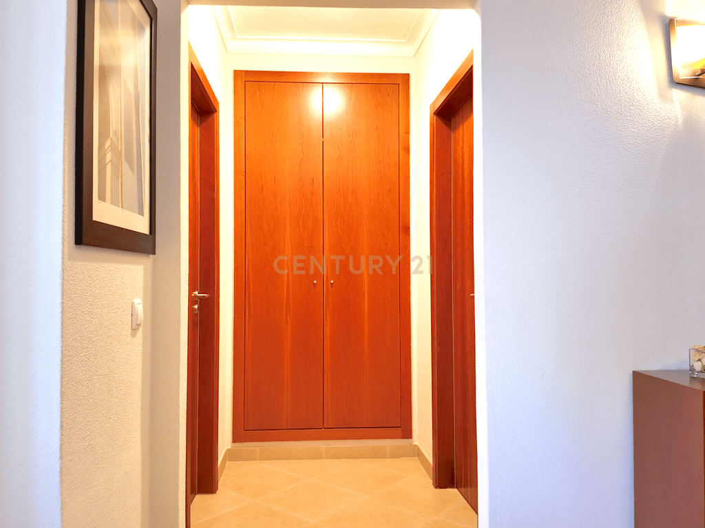 Apartment T1 in Portimão — image 11