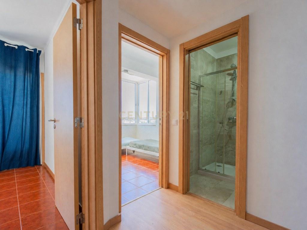 Apartment T2 in Olhão — image 08