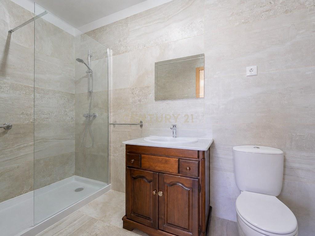 Apartment T2 in Olhão — image 11