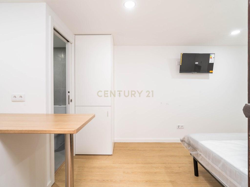 Apartment T2 in União das freguesias de Coimbra (Sé Nova, Santa Cruz, Almedina e São Bartolomeu) — image 05