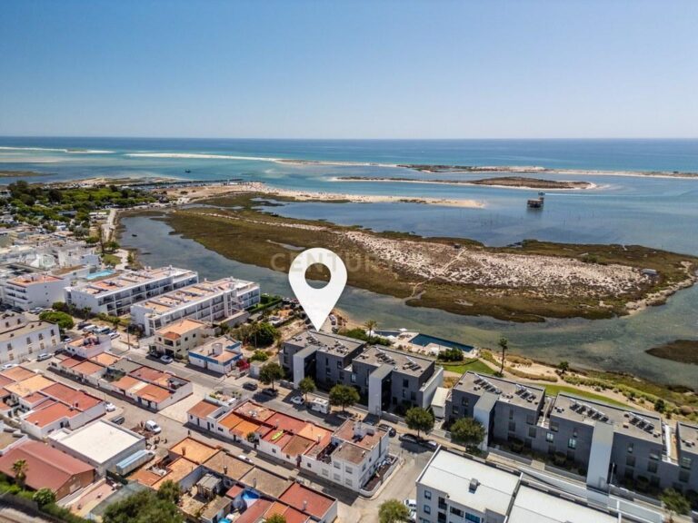 Apartment T2 in União das freguesias de Moncarapacho e Fuseta — image 01