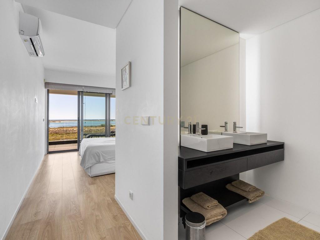 Apartment T2 in União das freguesias de Moncarapacho e Fuseta — image 20