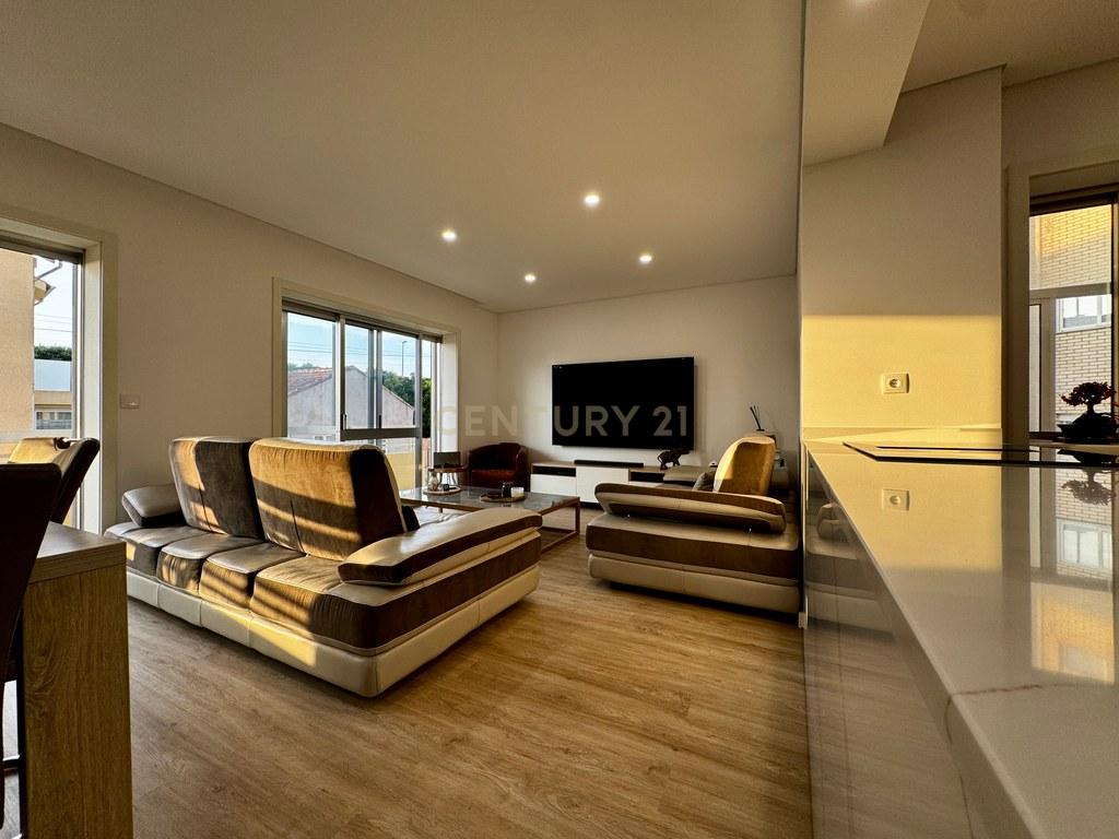 Apartment T3 in Mindelo — image 03