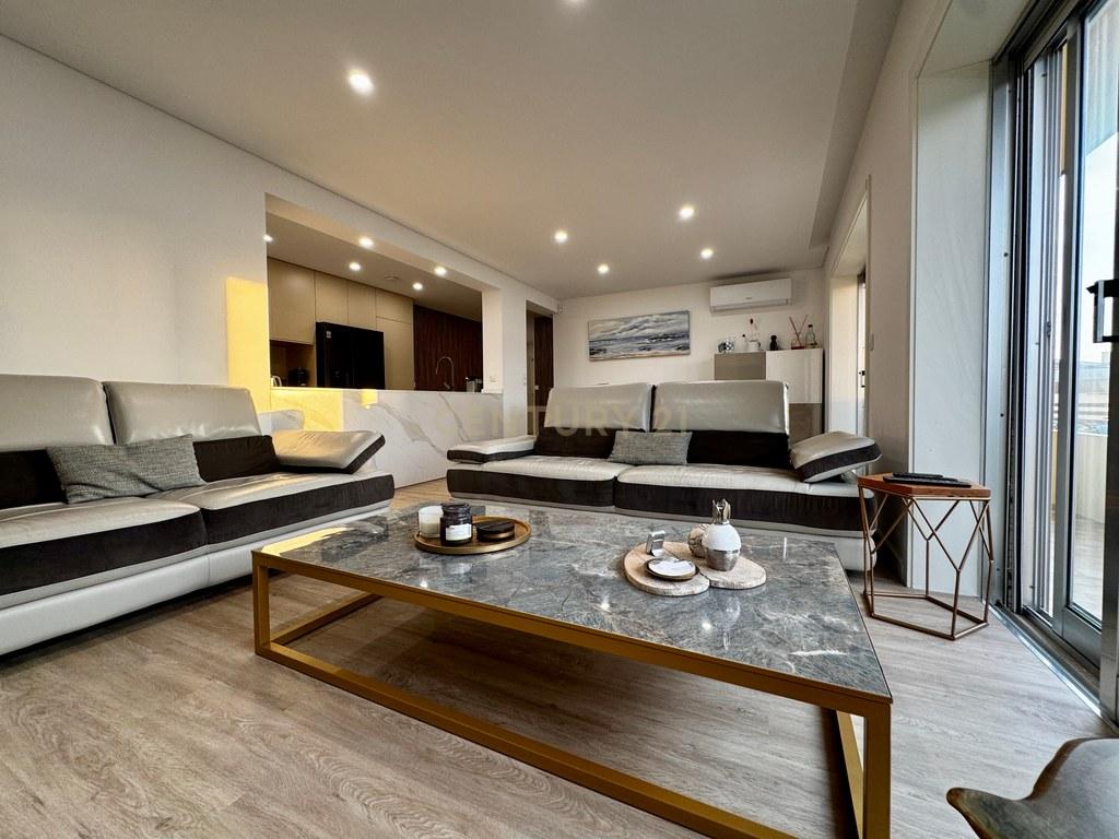 Apartment T3 in Mindelo — image 04
