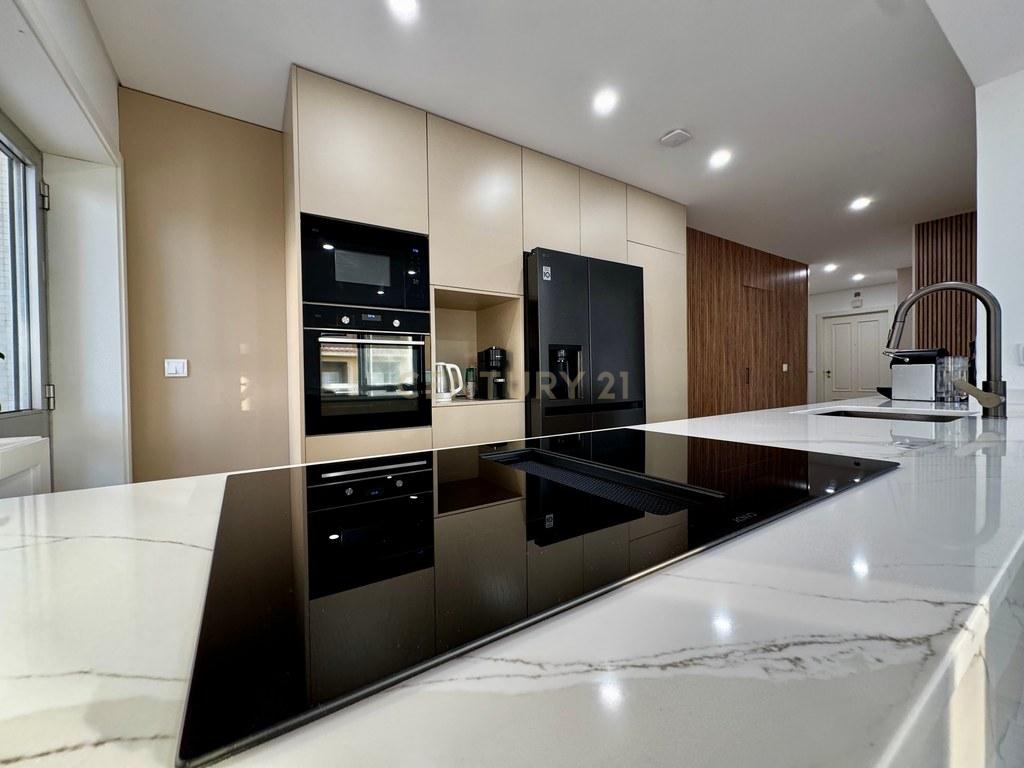 Apartment T3 in Mindelo — image 07