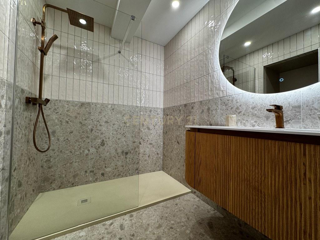 Apartment T3 in Mindelo — image 15