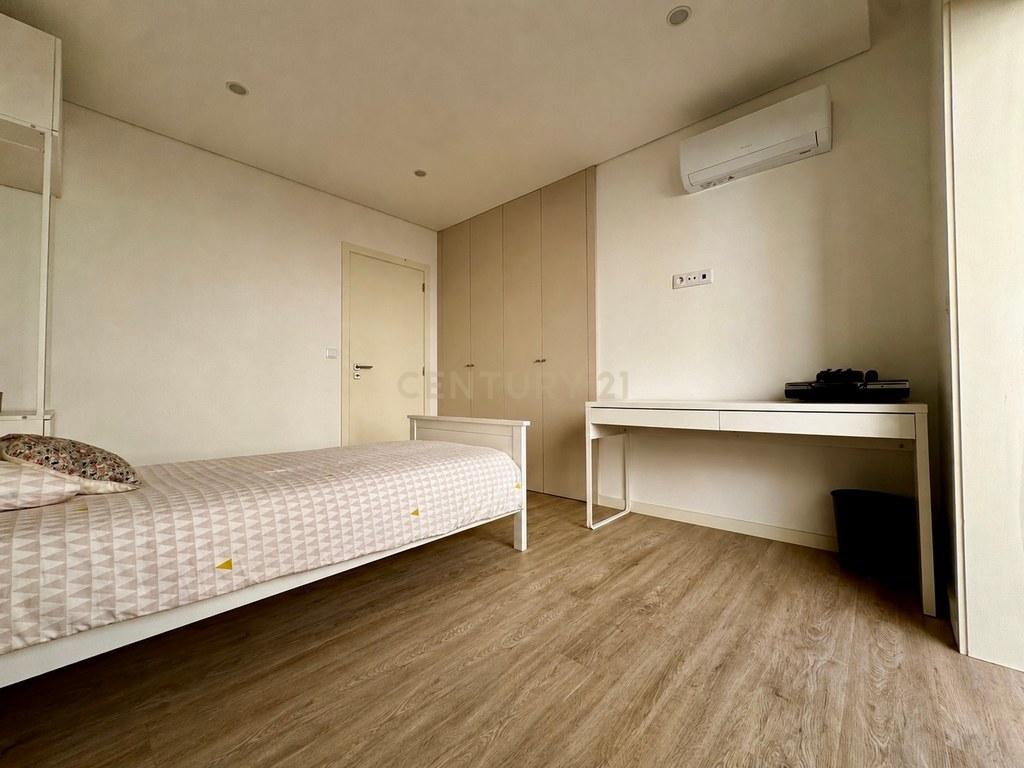 Apartment T3 in Mindelo — image 22