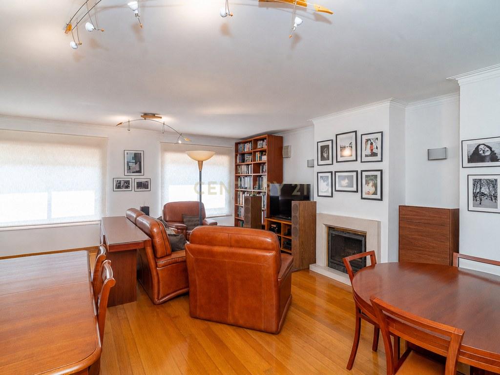 Apartment T3 in Santo António dos Olivais — image 05