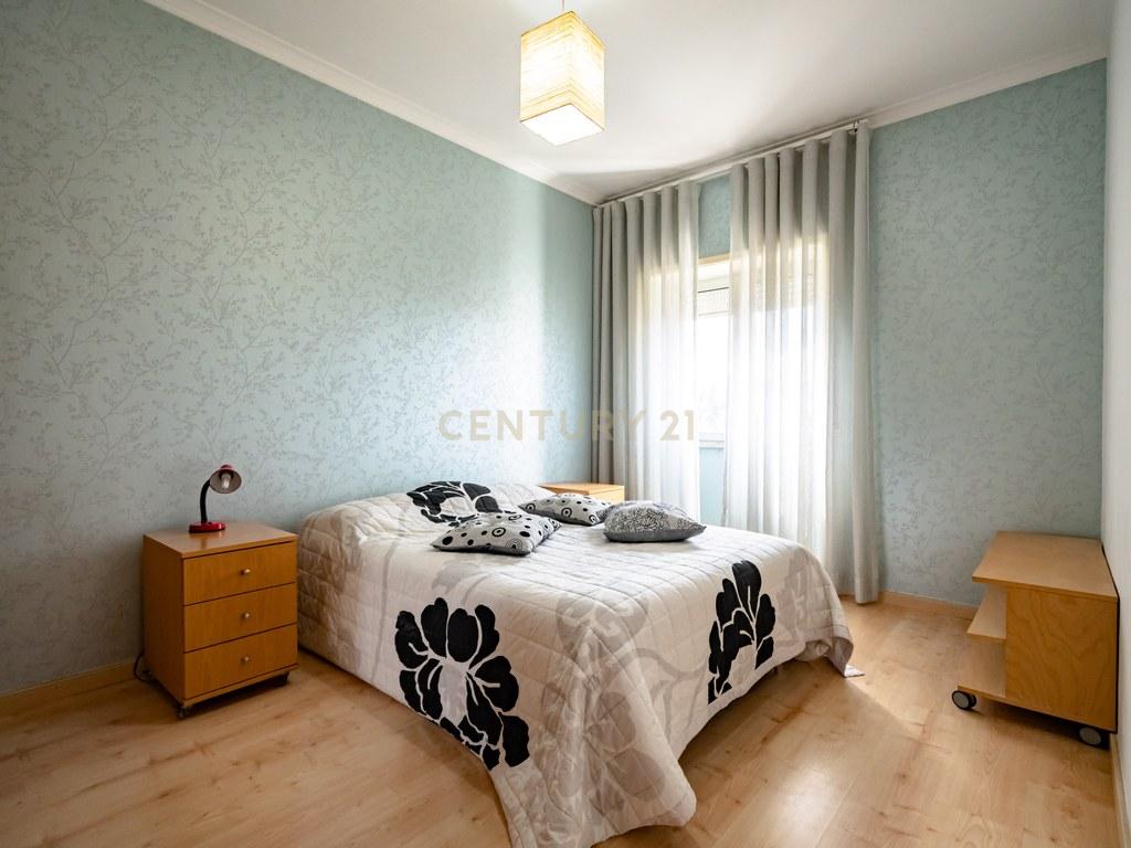 Apartment T3 in União das freguesias de Coimbra (Sé Nova, Santa Cruz, Almedina e São Bartolomeu) — image 06