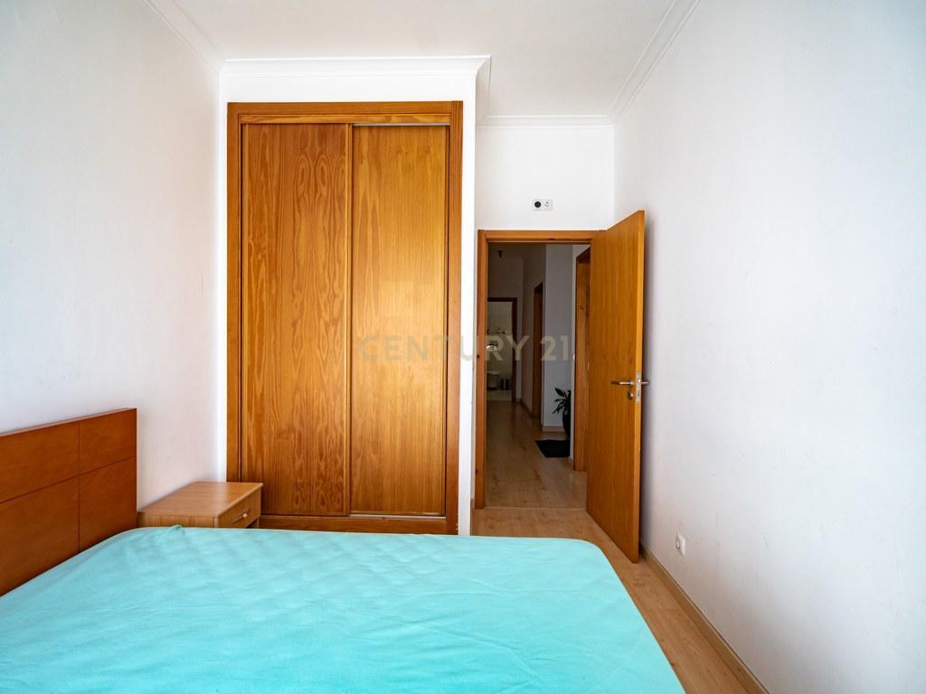 Apartment T3 in União das freguesias de Coimbra (Sé Nova, Santa Cruz, Almedina e São Bartolomeu) — image 08