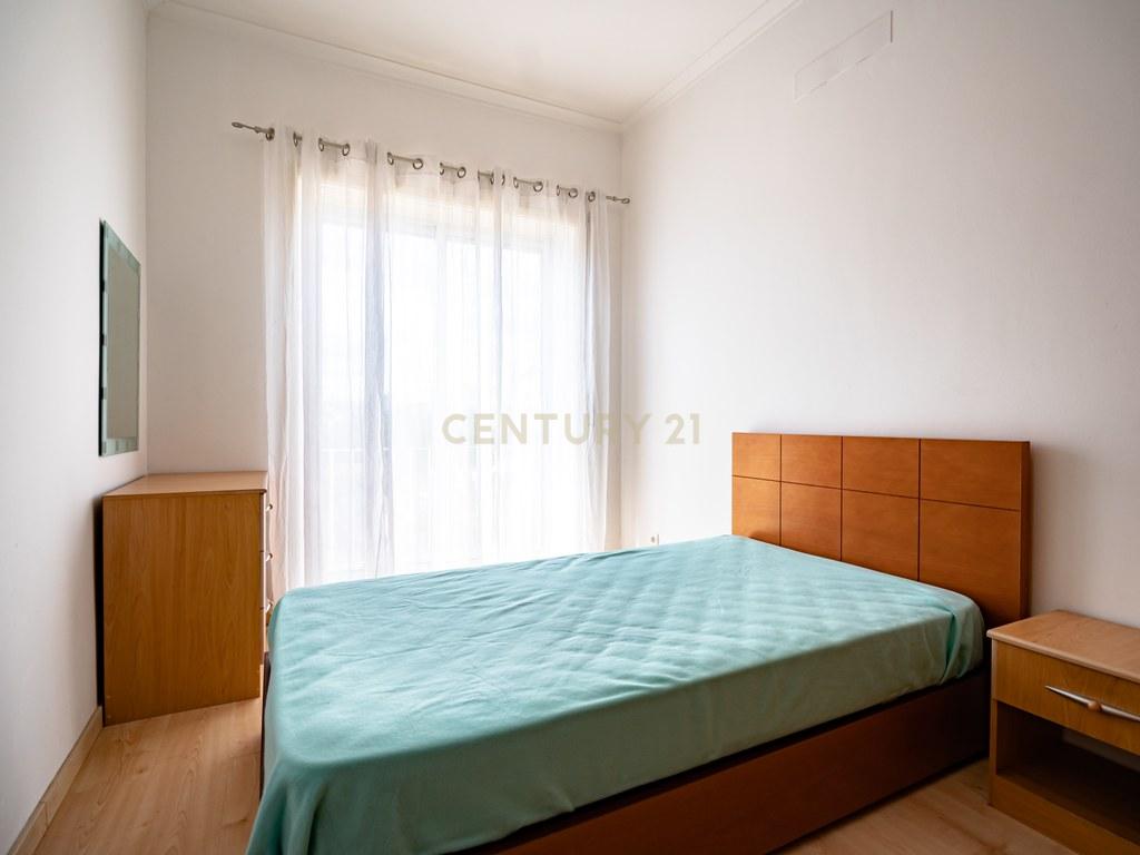 Apartment T3 in União das freguesias de Coimbra (Sé Nova, Santa Cruz, Almedina e São Bartolomeu) — image 15