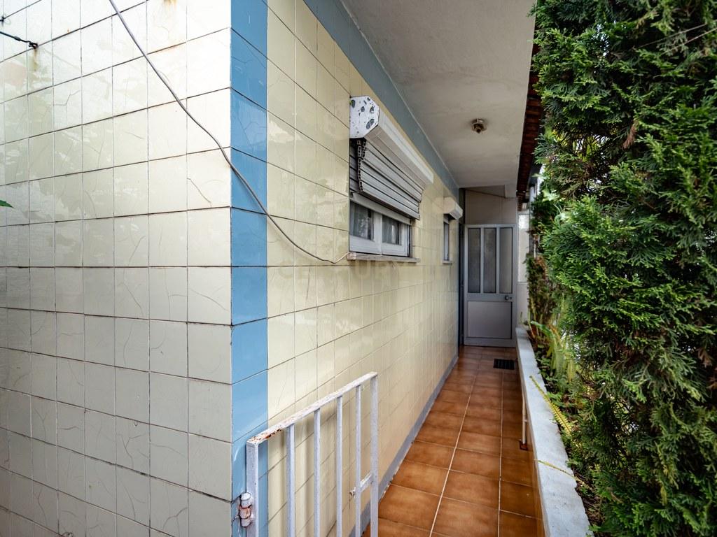 Apartment T3 in União das freguesias de Coimbra (Sé Nova, Santa Cruz, Almedina e São Bartolomeu) — image 19