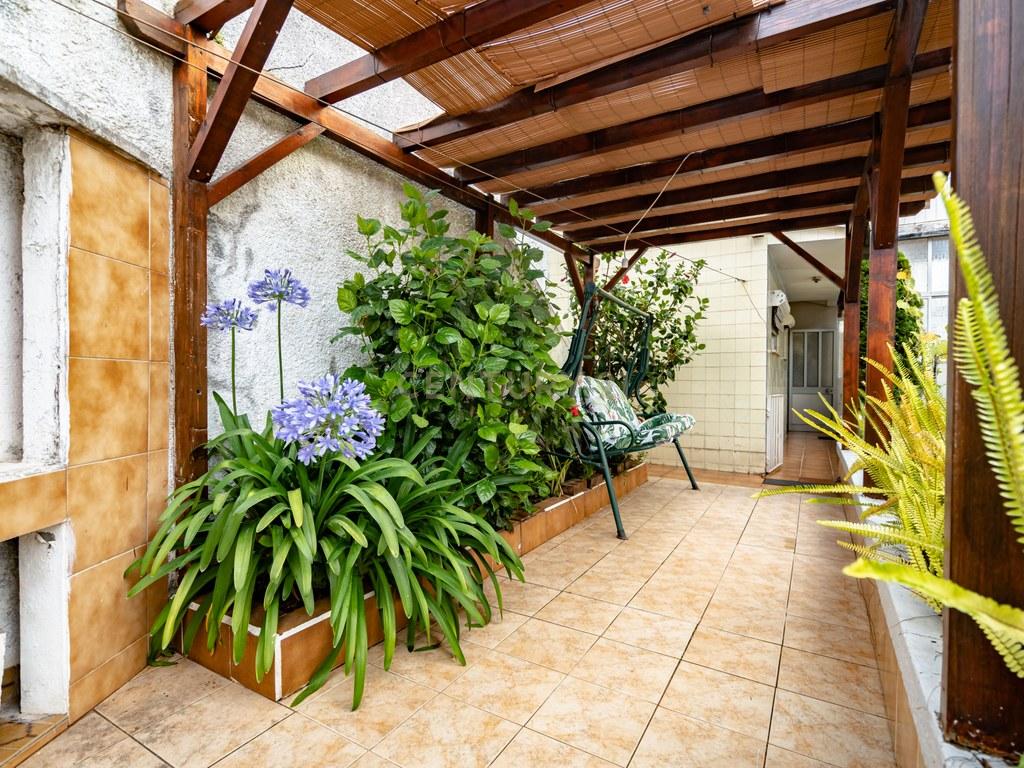 Apartment T3 in União das freguesias de Coimbra (Sé Nova, Santa Cruz, Almedina e São Bartolomeu) — image 26