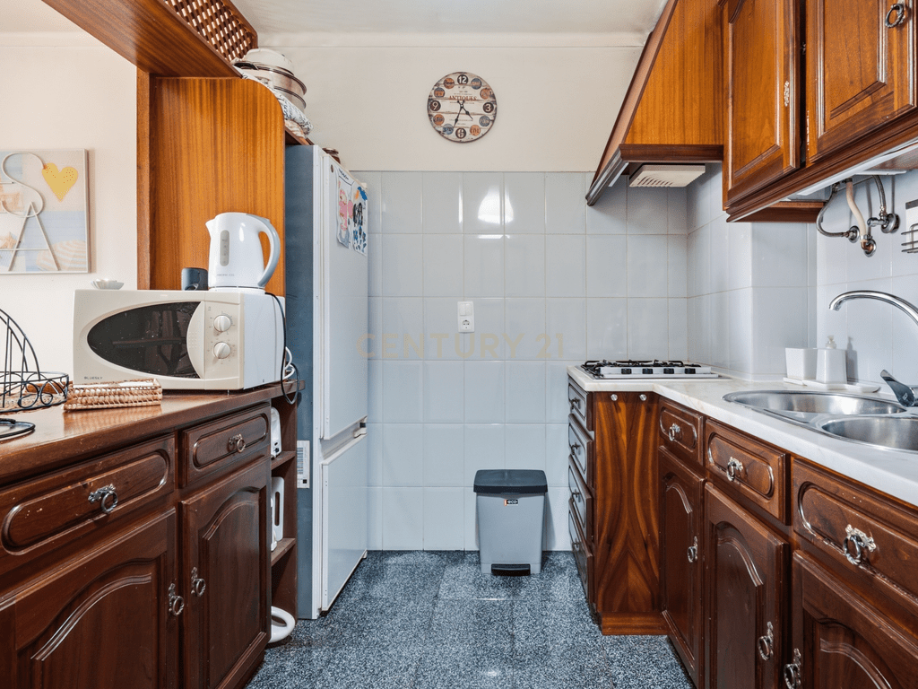 Apartment T3 in União das freguesias de Lourinhã e Atalaia — image 06