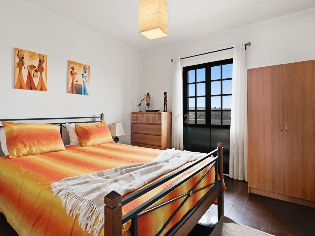 Apartment T3 in União das freguesias de Lourinhã e Atalaia — image 09