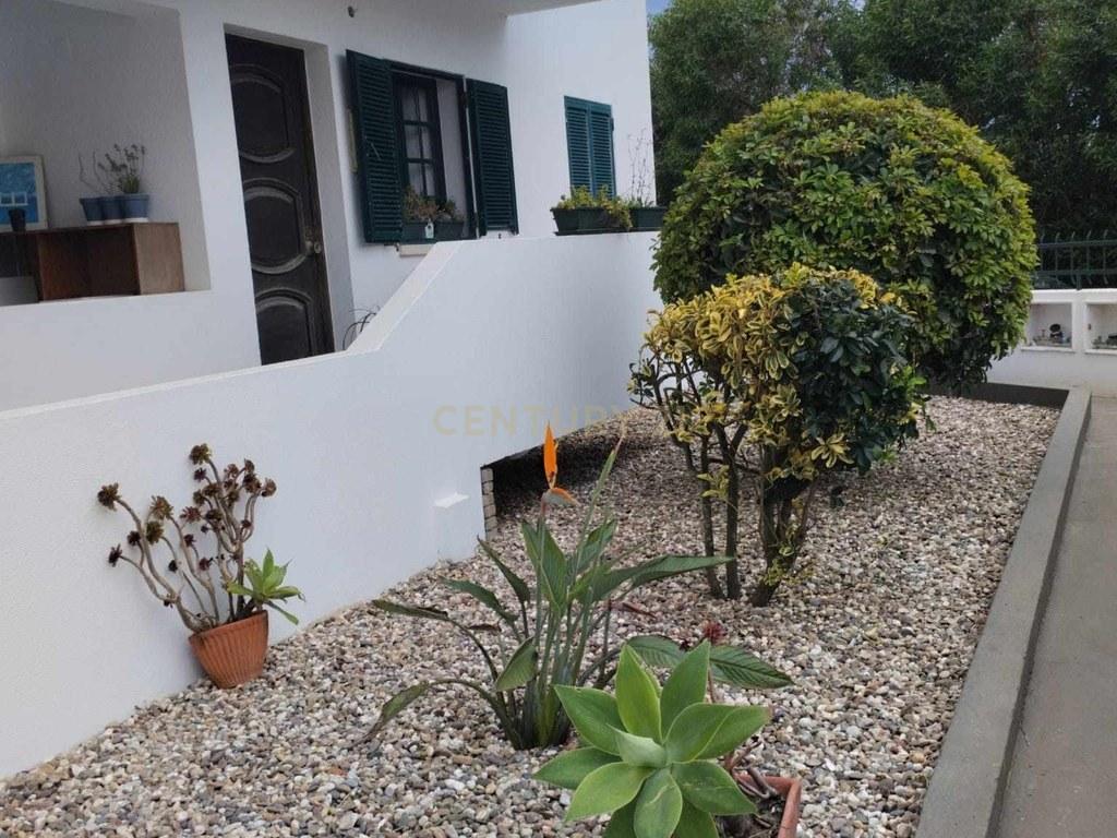 Apartment T3 in União das freguesias de Lourinhã e Atalaia — image 42