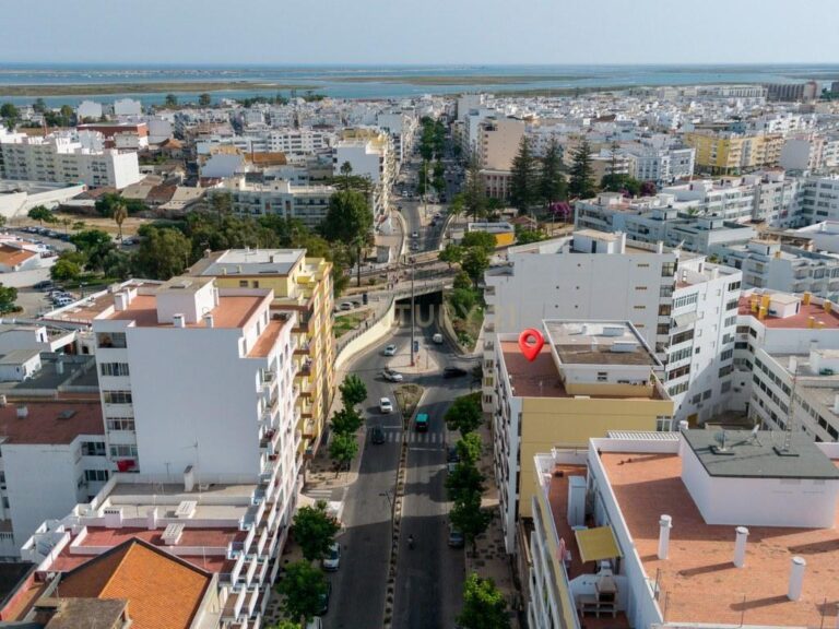 Apartment T4+ in Olhão — image 01