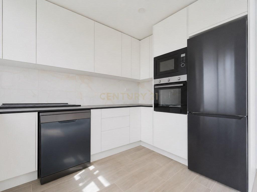Apartment T4+ in Olhão — image 04