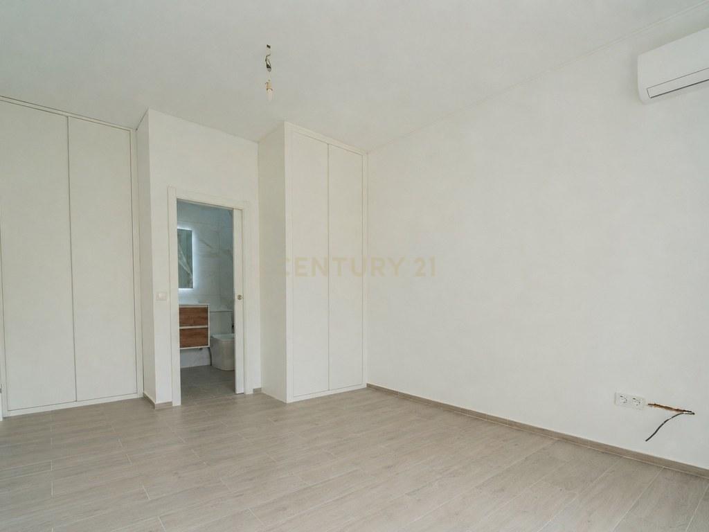 Apartment T4+ in Olhão — image 11