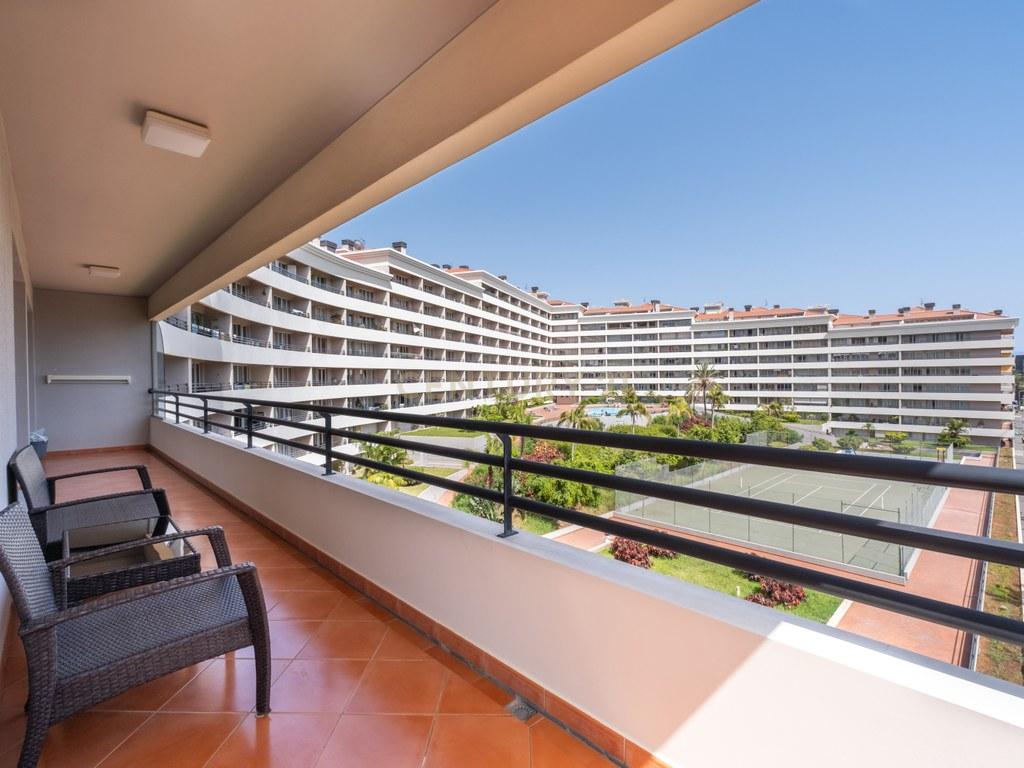 Apartment T4+ in São Martinho — image 18