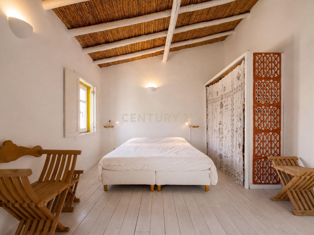 House T1 in União das freguesias de Tavira (Santa Maria e Santiago) — image 16